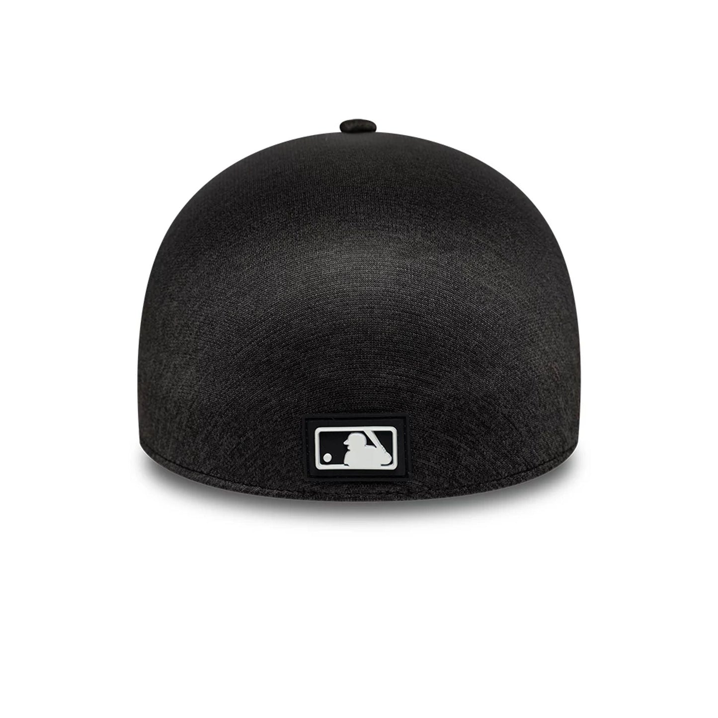 Pictured is this MLB Clubhouse Chicago White Sox 39THIRTY Infinity Stretch Fit cap in black. 4