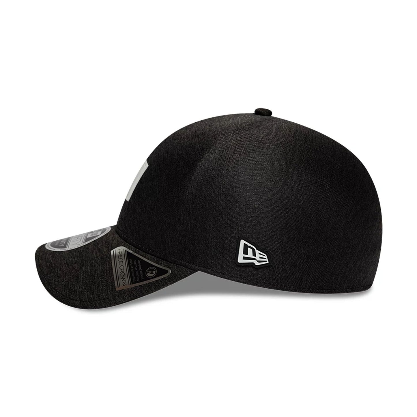 Pictured is this MLB Clubhouse Chicago White Sox 39THIRTY Infinity Stretch Fit cap in black. 6