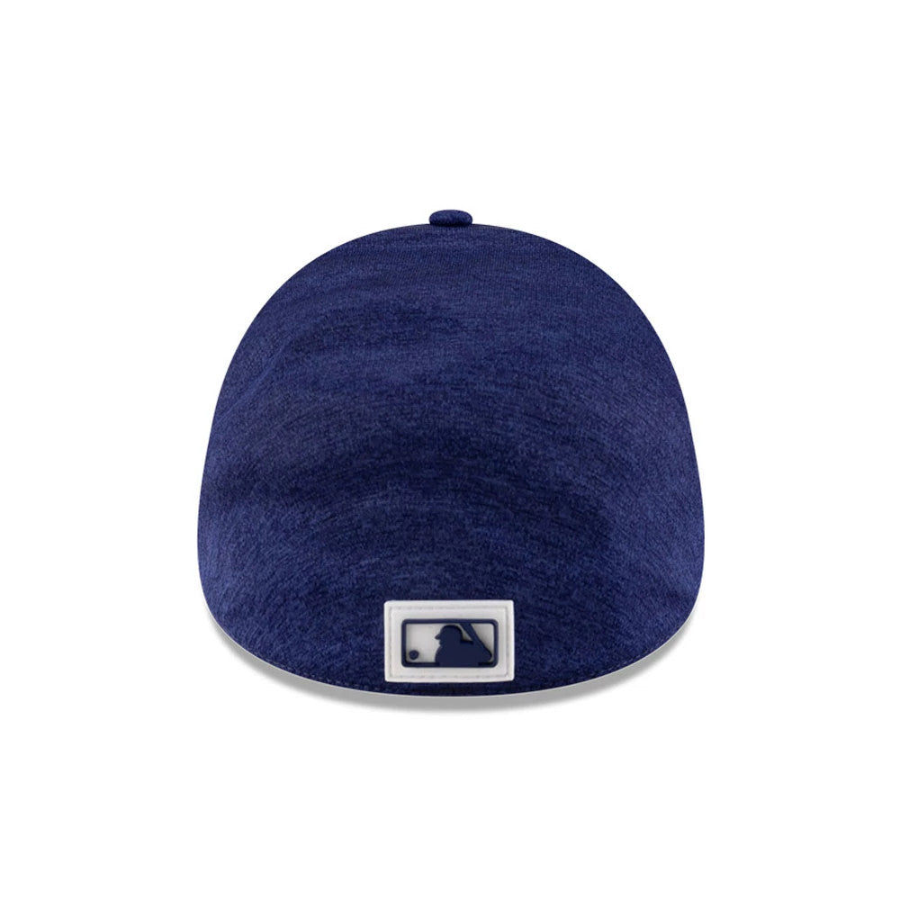 Pictured is this MLB Clubhouse LA Dodgers 39THIRTY Infinity Stretch Fit cap in dark blue. 4