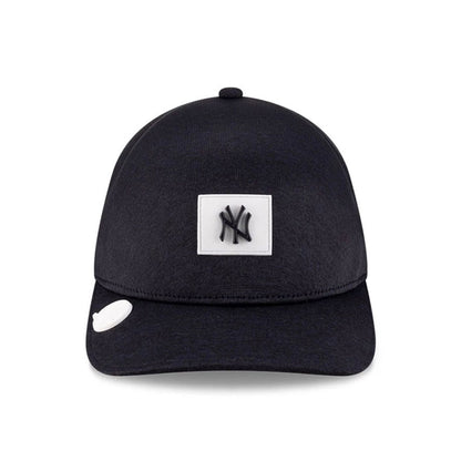 Pictured is this MLB Clubhouse New York Yankees 39THIRTY Infinity Stretch Fit cap in navy. 2