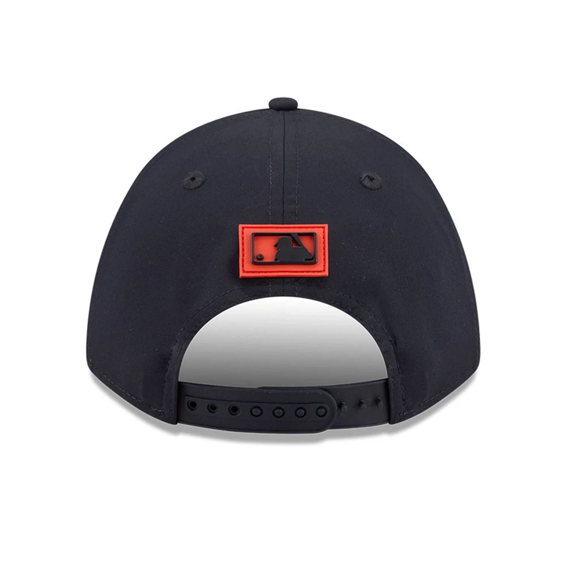 Pictured is this MLB Clubhouse Detroit Tigers 9FORTY M-Crown A-Frame cap in navy. 4