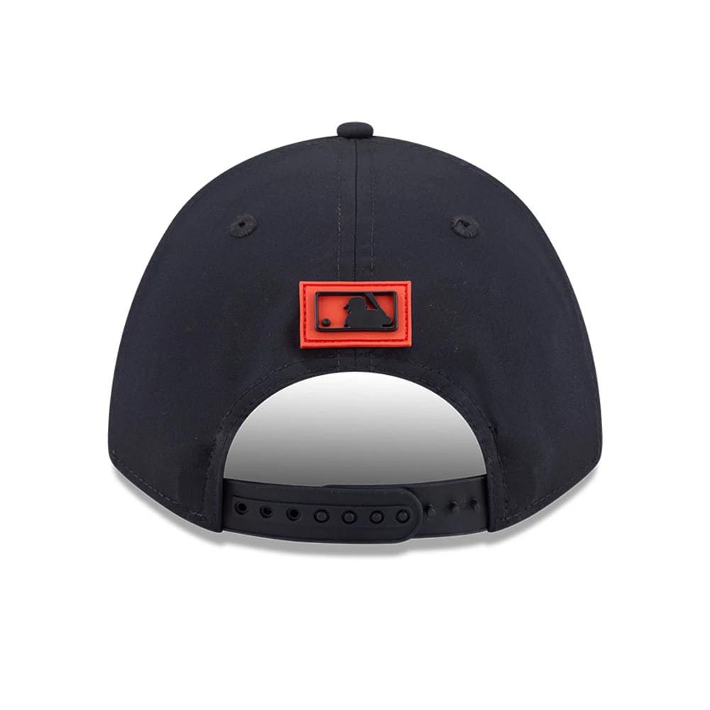Pictured is this MLB Clubhouse Detroit Tigers 9FORTY M-Crown A-Frame cap in navy. 4