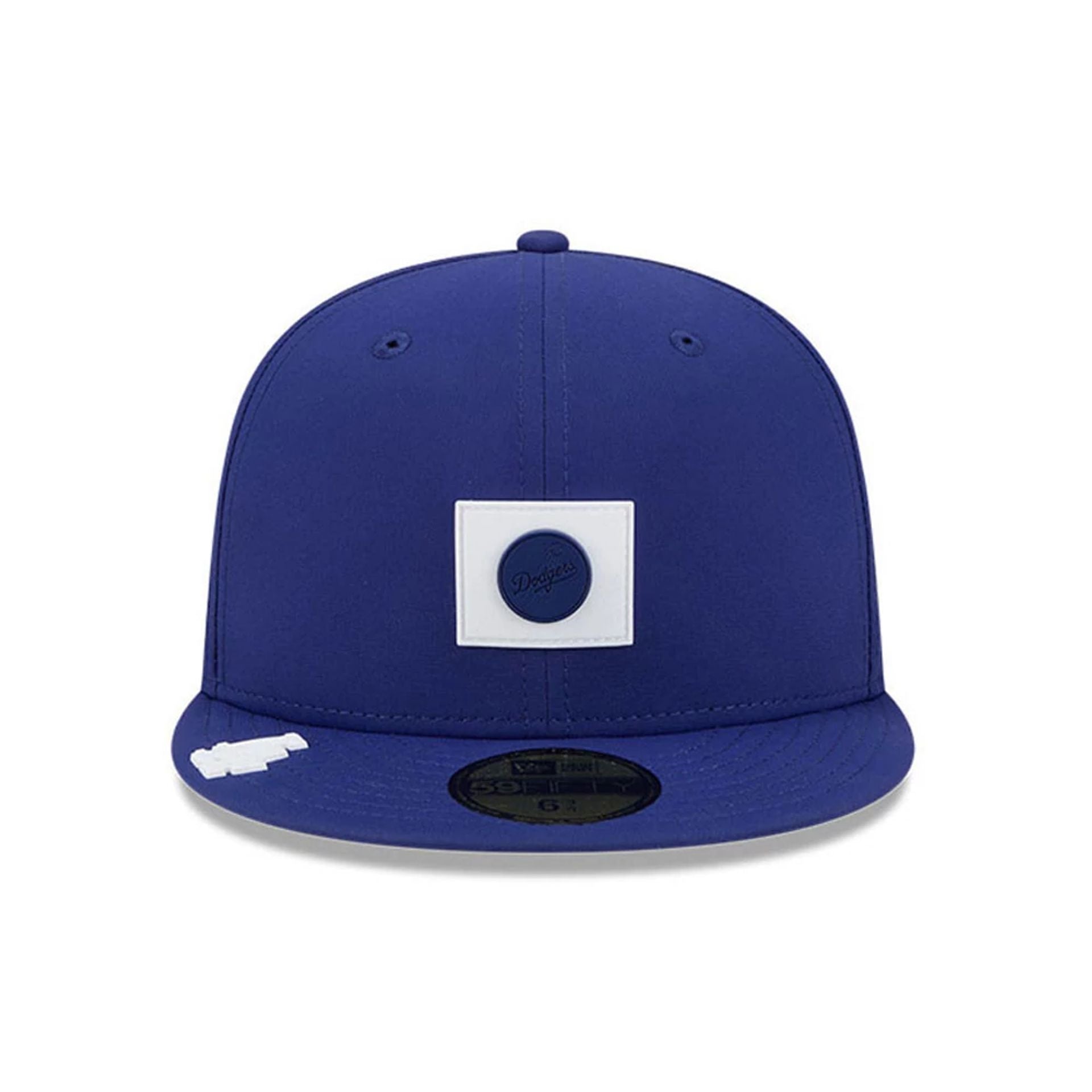Pictured is this MLB Clubhouse LA Dodgers 59FIFTY Fitted cap in dark blue. 3