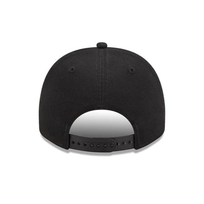 Pictured is this MLB Historic Chicago White Sox 9FIFTY A-Frame Snapback cap in black. 7