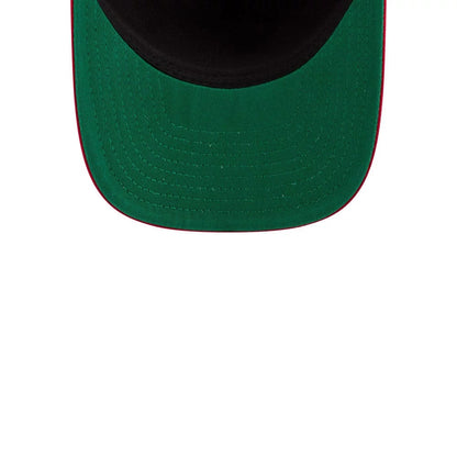 Pictured is this NBA Historic Chicago Bulls 9FIFTY A-Frame Snapback cap in Red. 2