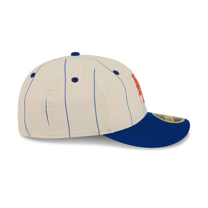 Pictured is this MLB Linen New York Mets Retro Crown 59FIFTY Fitted cap in blue. 6