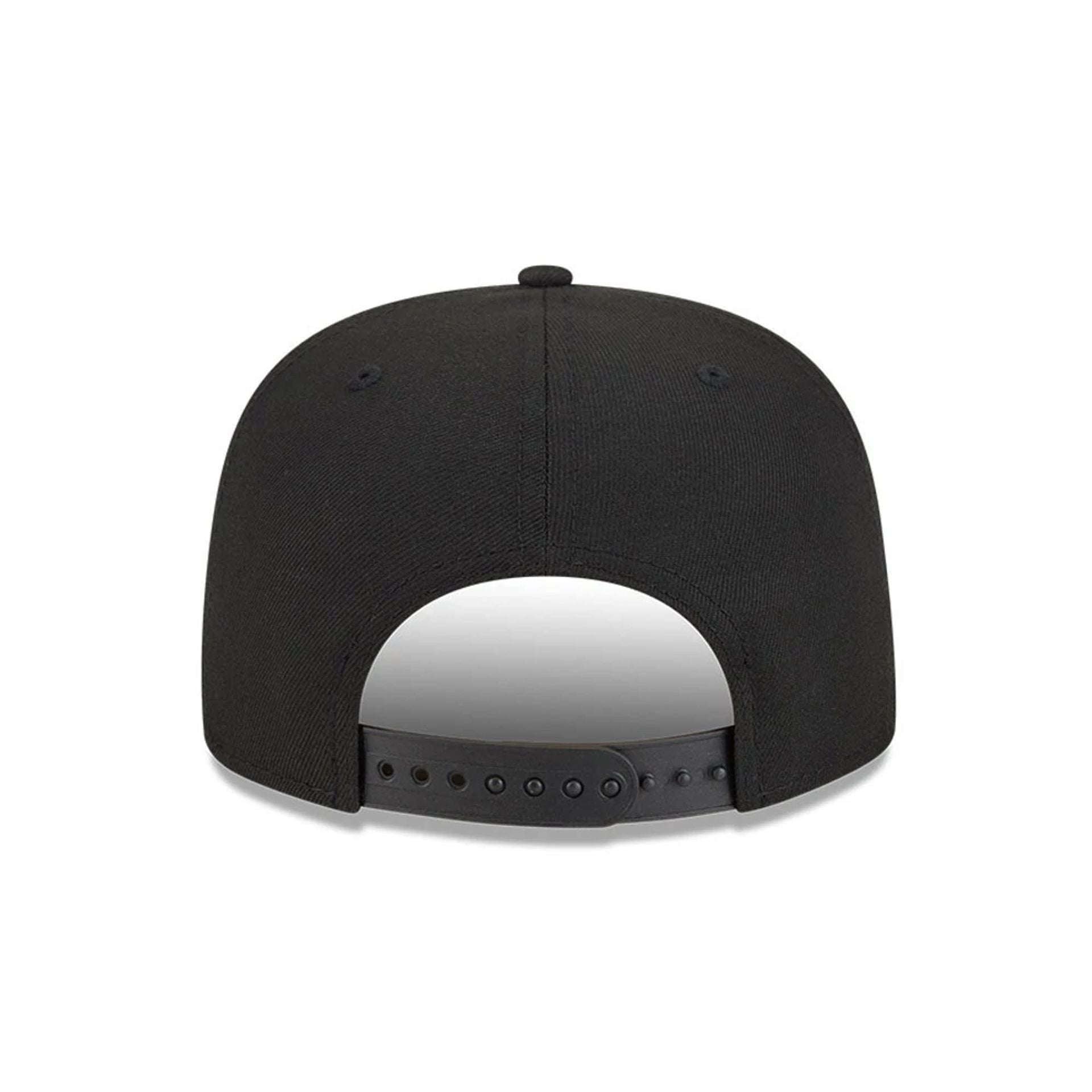 Pictured is this NBA Ring Chicago Bulls 9FIFTY A-Frame Snapback cap in black. 7