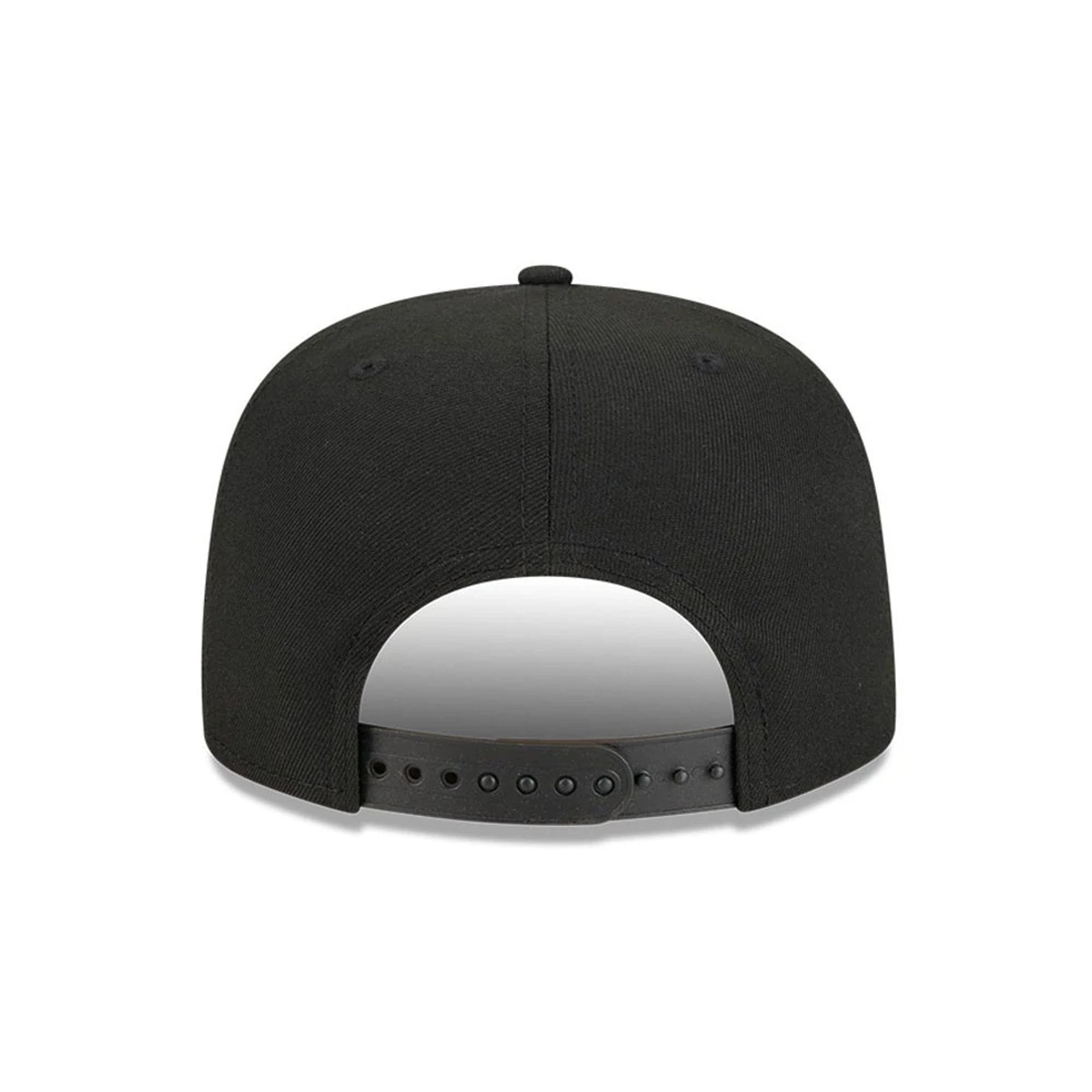 Pictured is this MLB Ring Chicago White Sox 9FIFTY A-Frame Snapback cap in black. 7