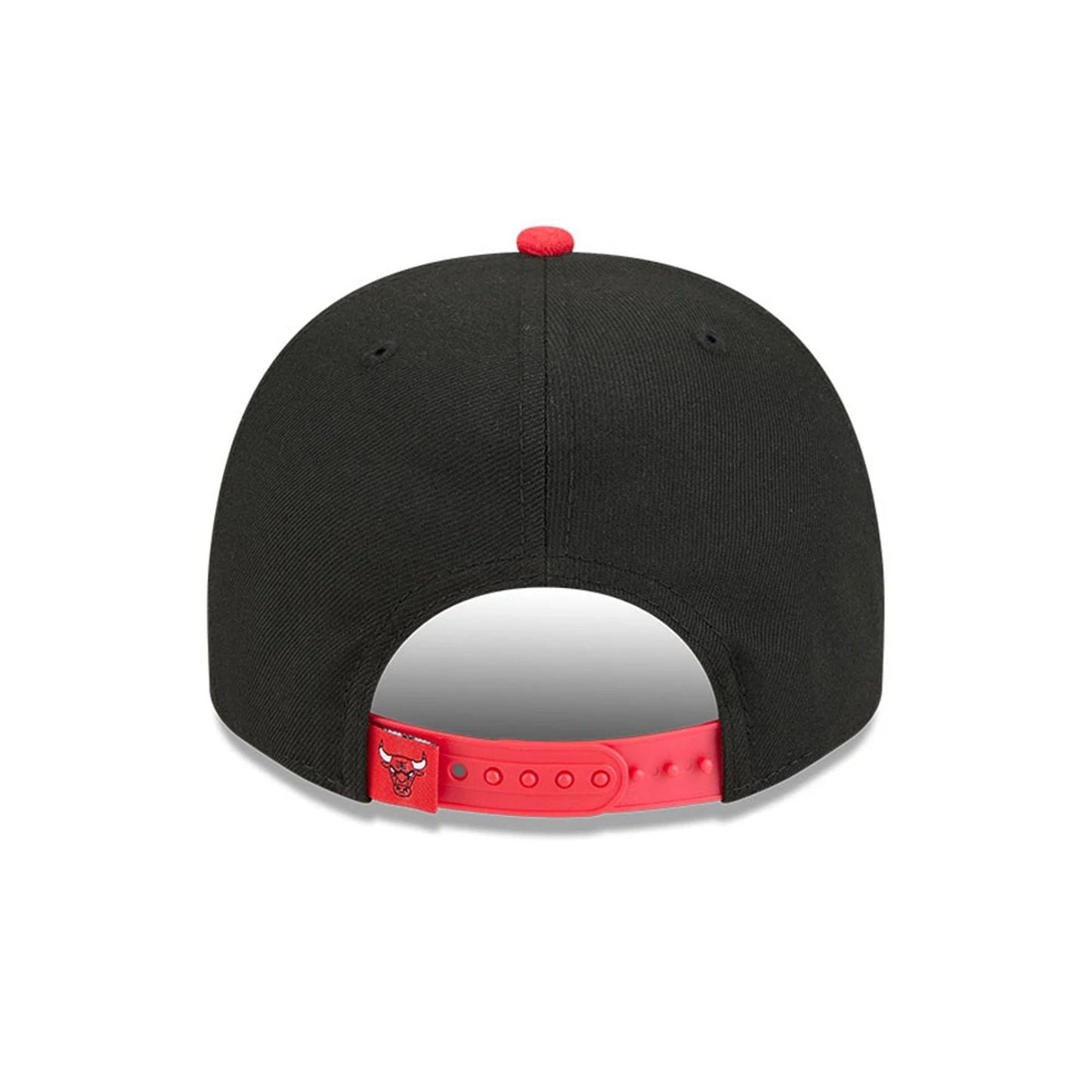 Pictured is this NBA Cartoon Chicago Bulls 9FIFTY A-Frame Snapback cap in black. 5