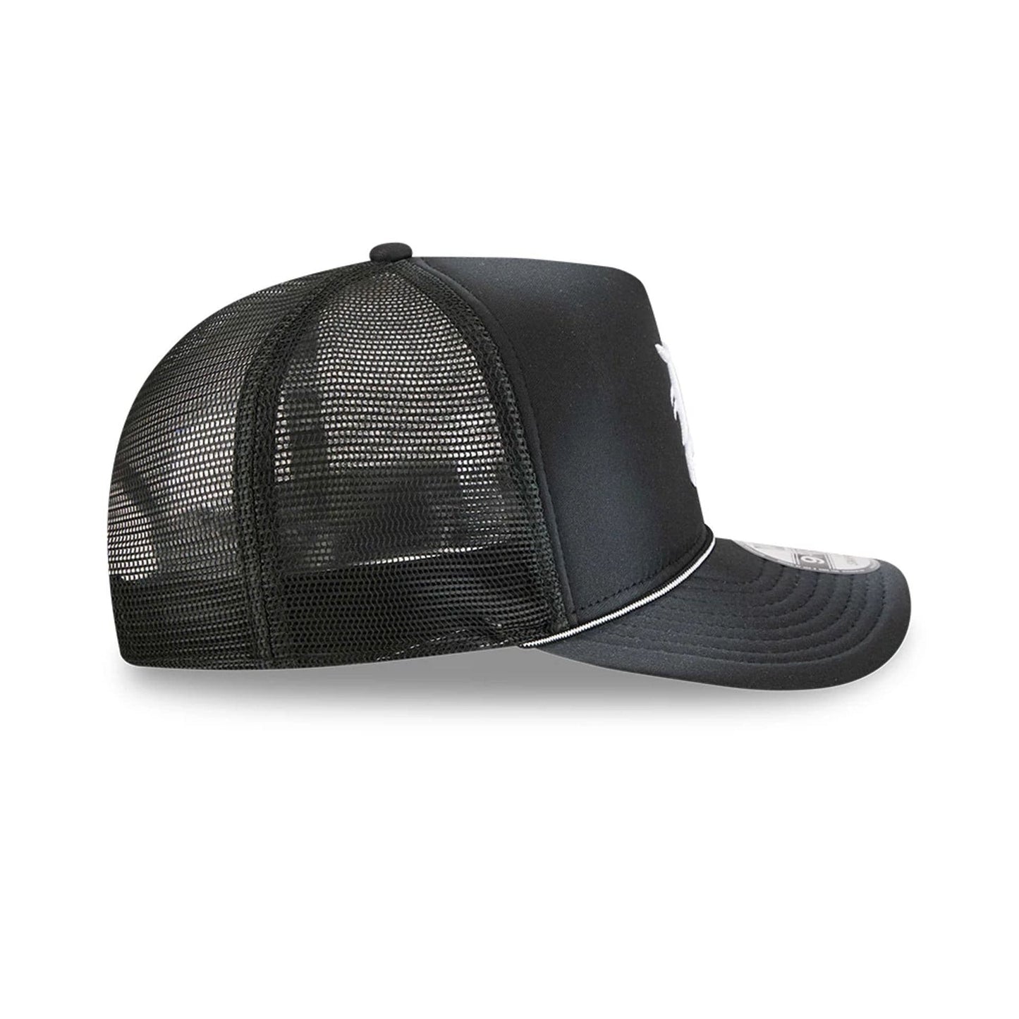 Pictured is this MLB Washed Detroit Tigers 9FIFTY A-Frame Trucker cap in black. 6
