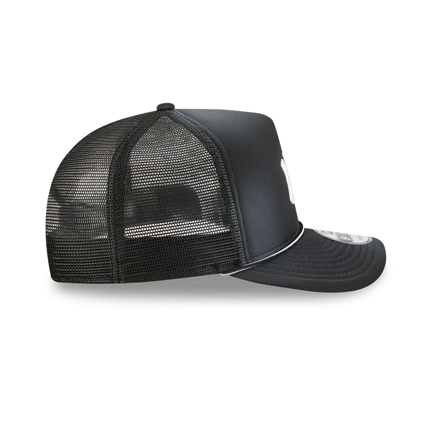 Pictured is this MLB Washed New York Yankees 9FIFTY A-Frame Trucker cap in black. 6