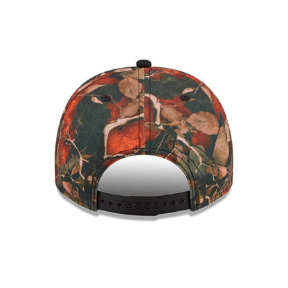 Pictured is this MLB Leaves New York Mets 9FIFTY A-Frame Snapback cap in bright orange. 7