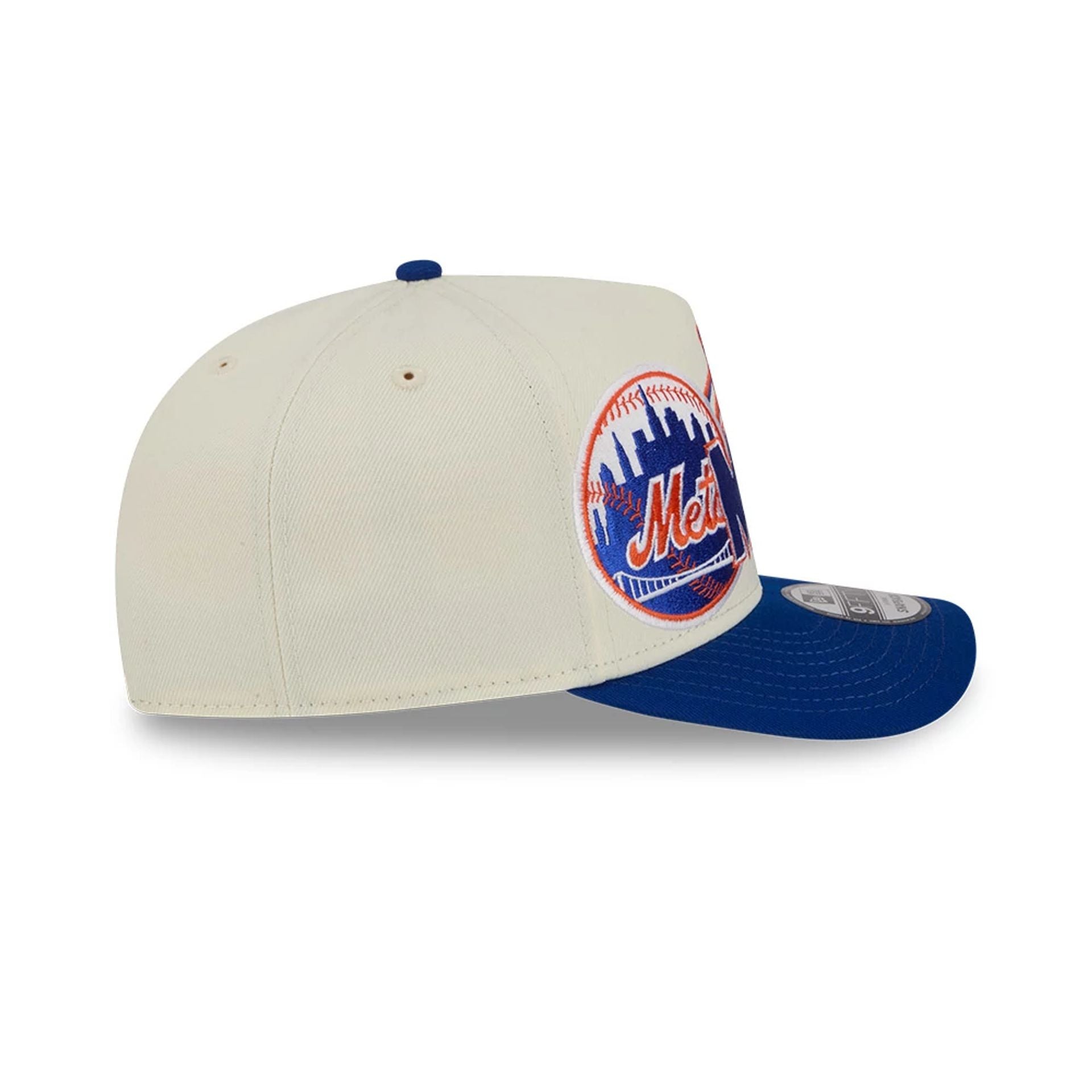 Pictured is this MLB Classic New York Mets 9FIFTY A-Frame Snapback cap in White. 6