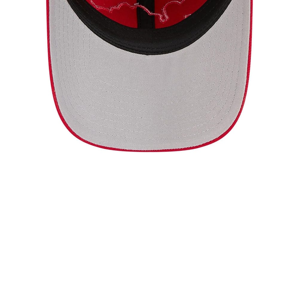 Pictured is this MLB Rhinestone Philadelphia Phillies Casual Classic cap in red. 2