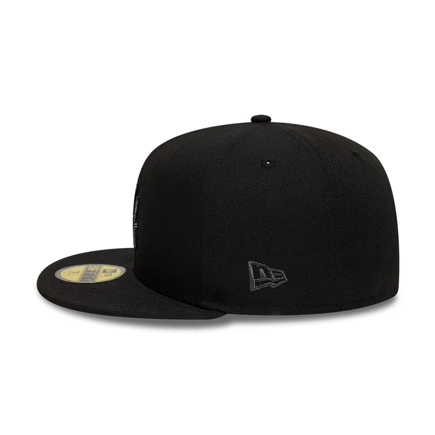 This is a New York Yankees MLB Spider Web Black 59FIFTY Fitted Cap 4