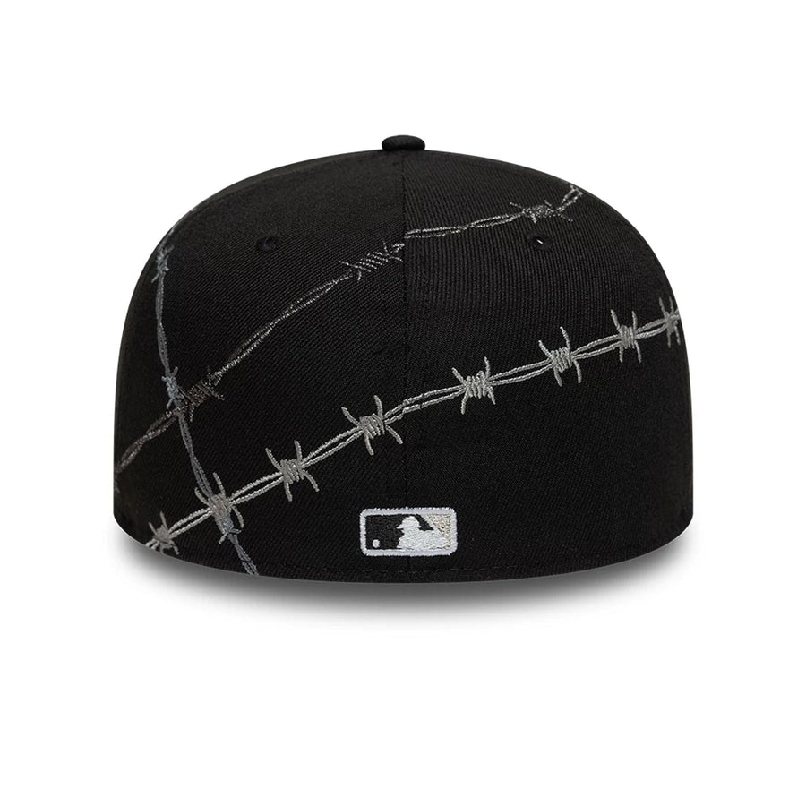 This is a Chicago White Sox MLB Wire Black 59FIFTY Fitted Cap 6