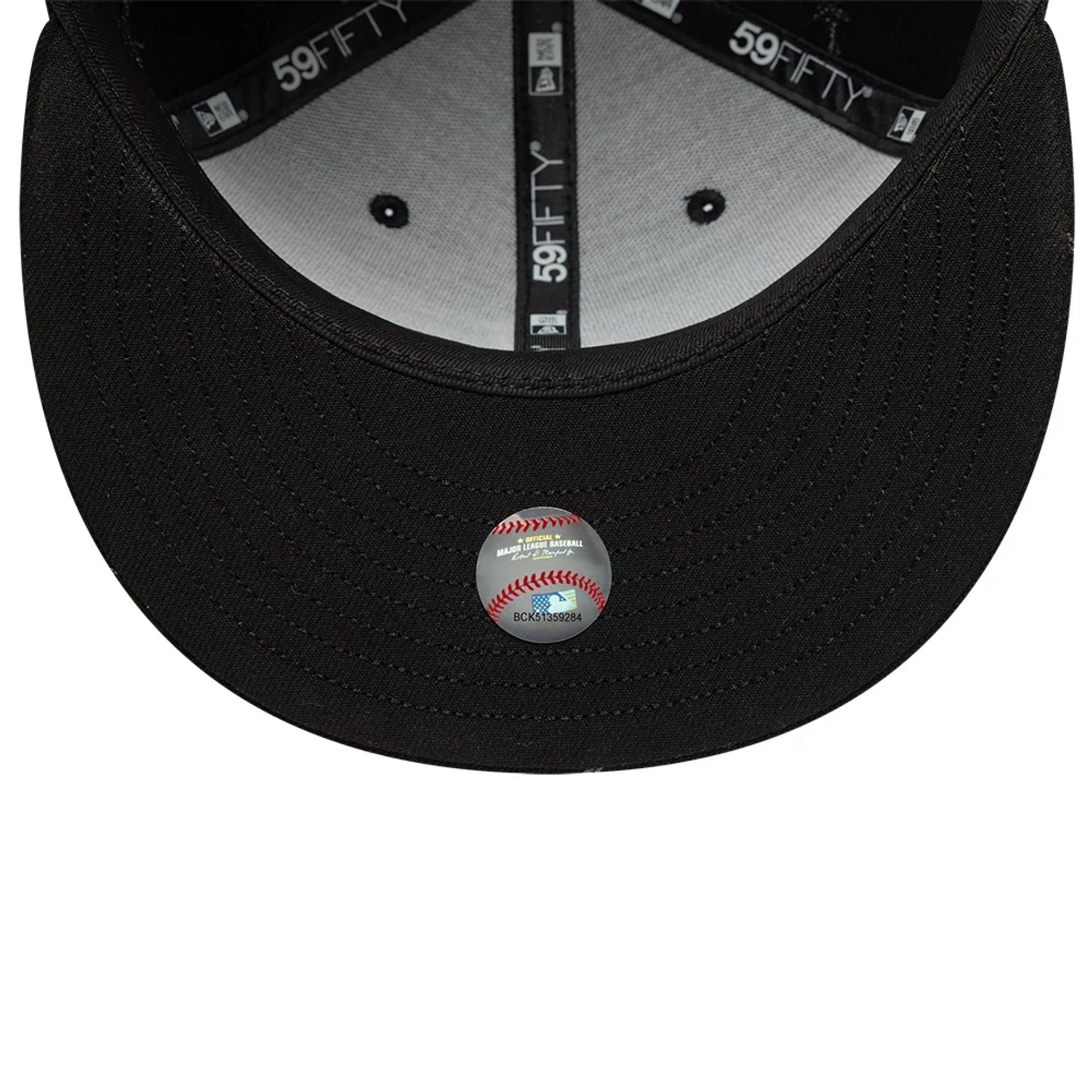 This is a Detroit Tigers MLB Wire Black 59FIFTY Fitted Cap 7