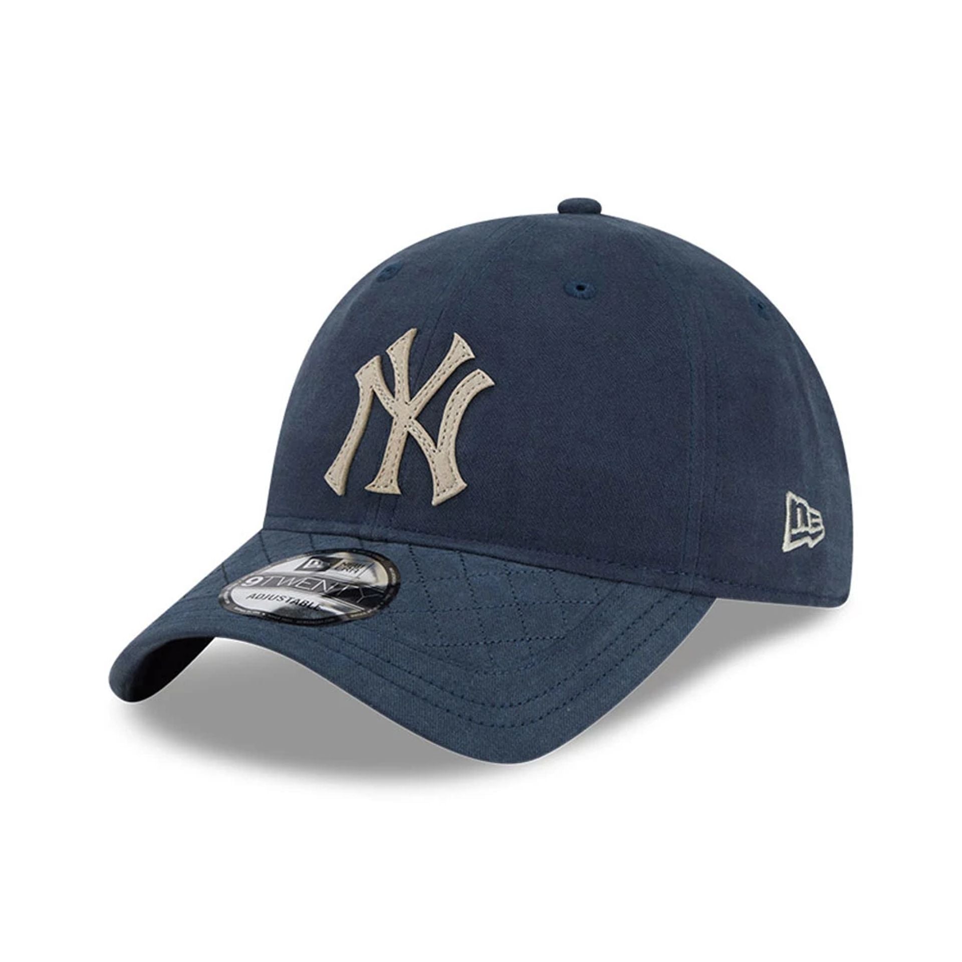 This is a New York Yankees MLB Quilted Navy 9TWENTY Adjustable Cap 1