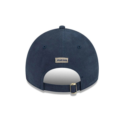 This is a New York Yankees MLB Quilted Navy 9TWENTY Adjustable Cap 5