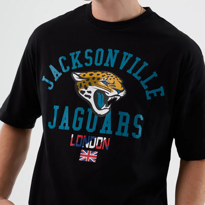 The Male model is wearing Jacksonville Jaguars NFL International Series Games London Black Oversized T-Shirt 3