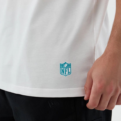 The Male model is wearing Miami Dolphins NFL International Series Games White Oversized T-Shirt  6