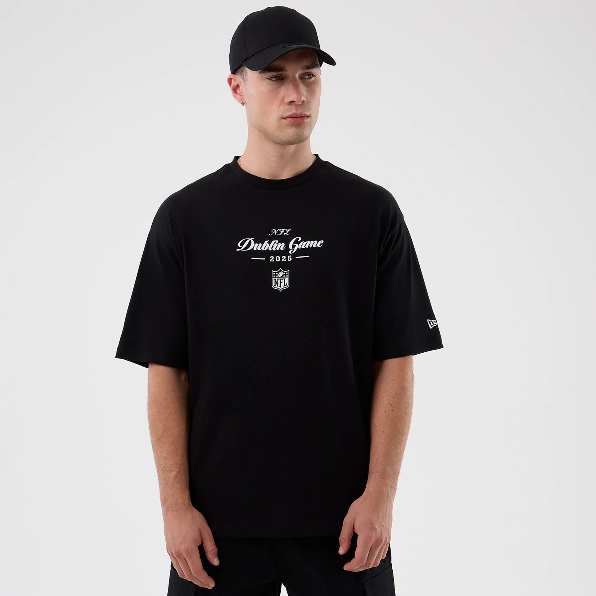 NFL International Series Games Dublin Game Black Oversized T-Shirt