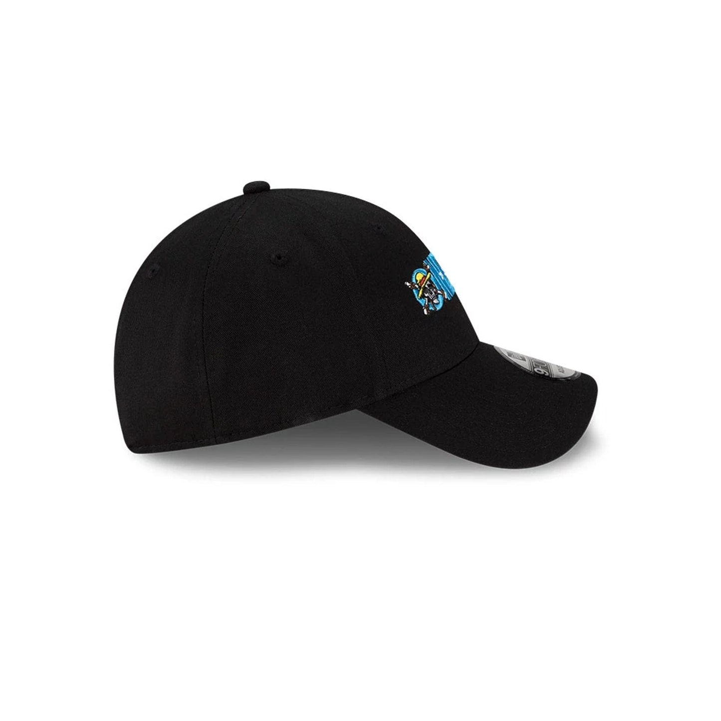 Pictured is this One Piece Straw Hat Pirates 9FORTY cap in black. 5