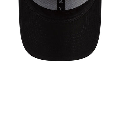 Pictured is this One Piece Straw Hat Pirates 9FORTY cap in black. 7