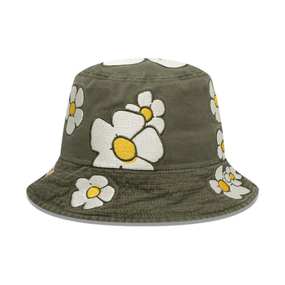 This is a  New Era x Rodrigo Roji Flowers Green Bucket Hat 4