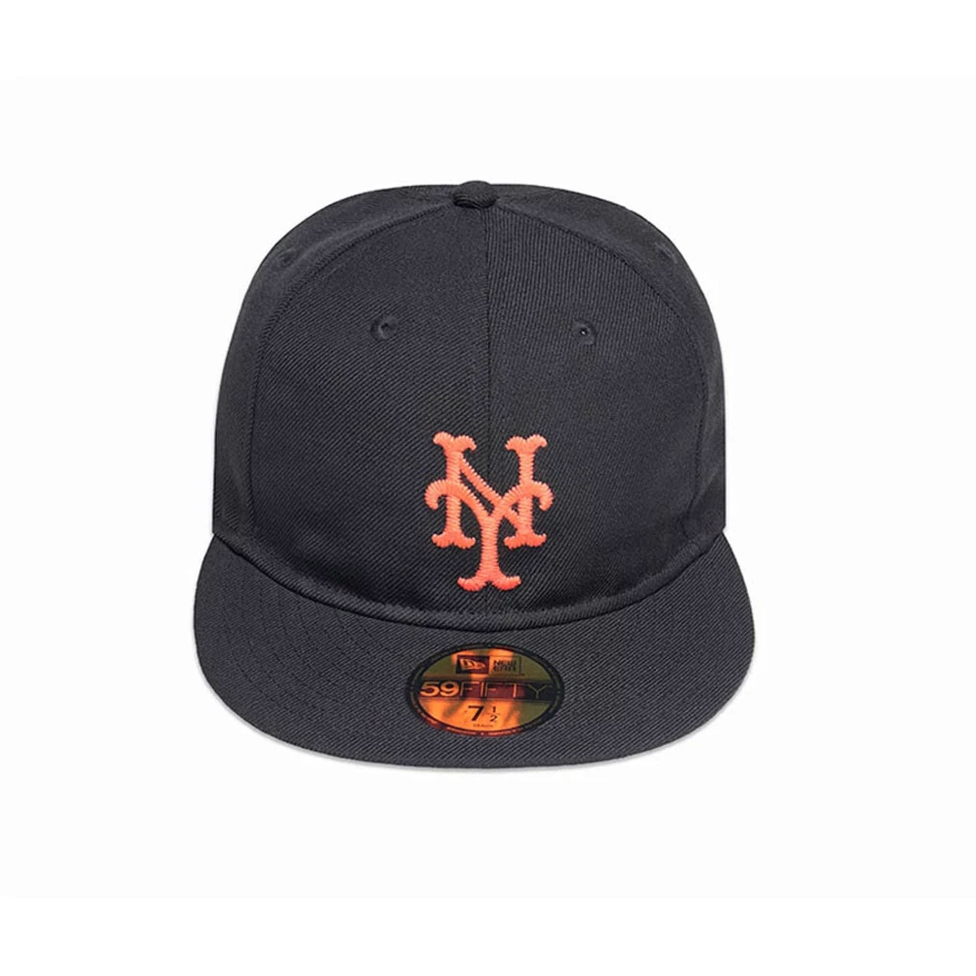 Pictured is this MLB Soft Black New York Mets 59FIFTY Fitted cap in black. 3
