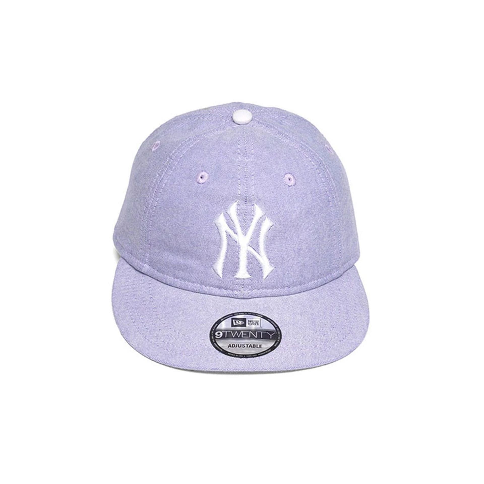 Pictured is this MLB Oxford New York Yankees 9TWENTY Long Visor cap in Pastel Purple. 3