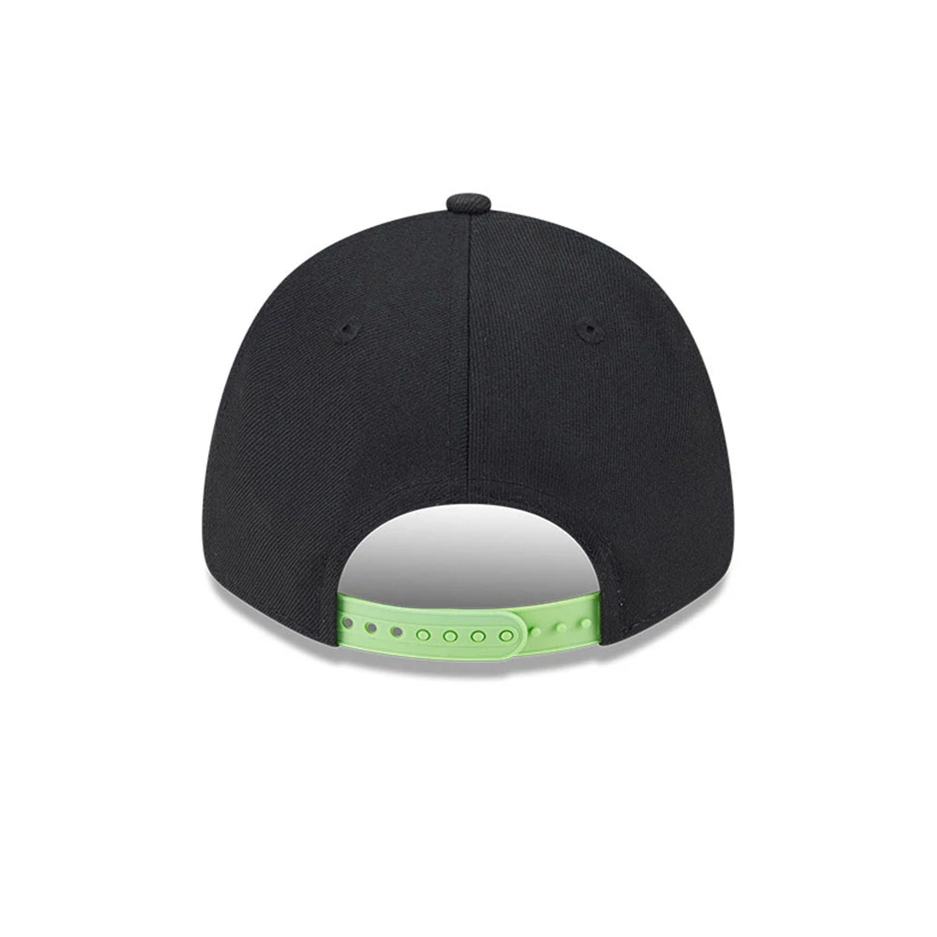 Pictured is this NBA Neon Chicago Bulls 9FORTY Adjustable cap in black. 7