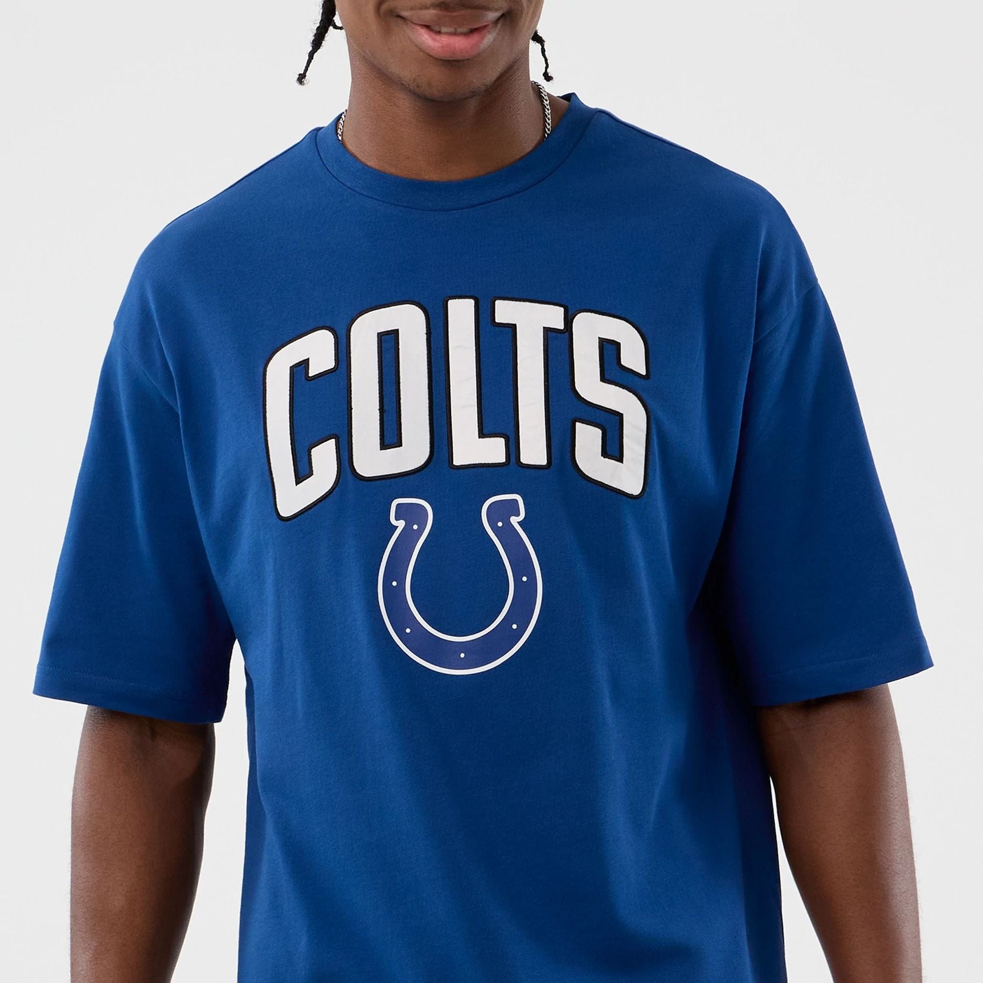 The Male model is wearing Indianapolis Colts NFL International Series Games Blue Oversized T-Shirt  5