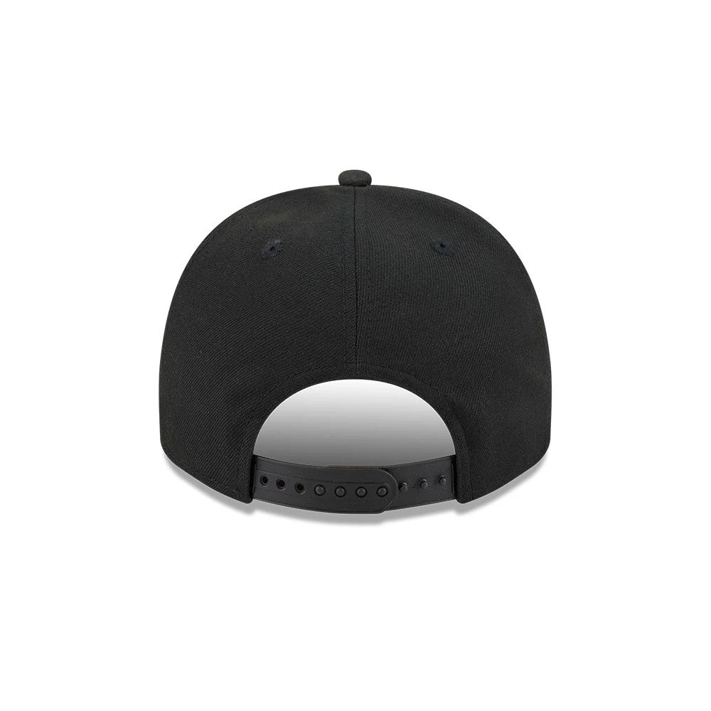 Pictured is this NHL Evergreen LA Kings 9FIFTY A-Frame Snapback cap in black. 7
