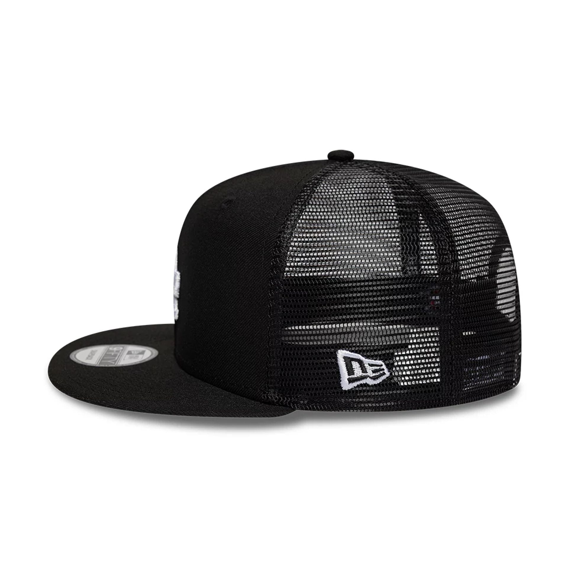 Pictured is this MLB Evergreen LA Dodgers 9FIFTY Trucker cap in black. 6