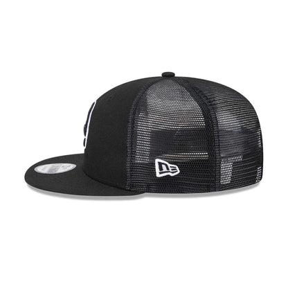 Pictured is this MLB Evergreen New York Yankees 9FIFTY Trucker cap in black. 6