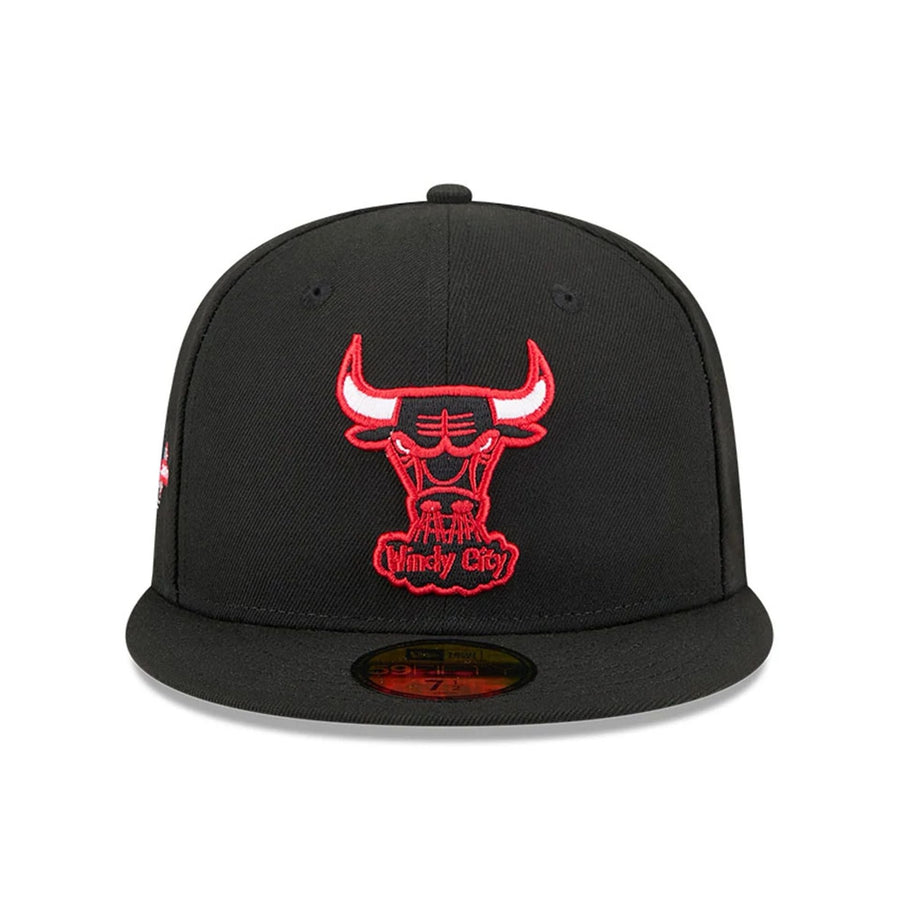 Pictured is this NBA Hardwood Classic Chicago Bulls 59FIFTY Fitted cap in black. 3