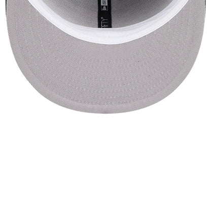 Pictured is this NBA Hardwood Classic Chicago Bulls 59FIFTY Fitted cap in black. 2