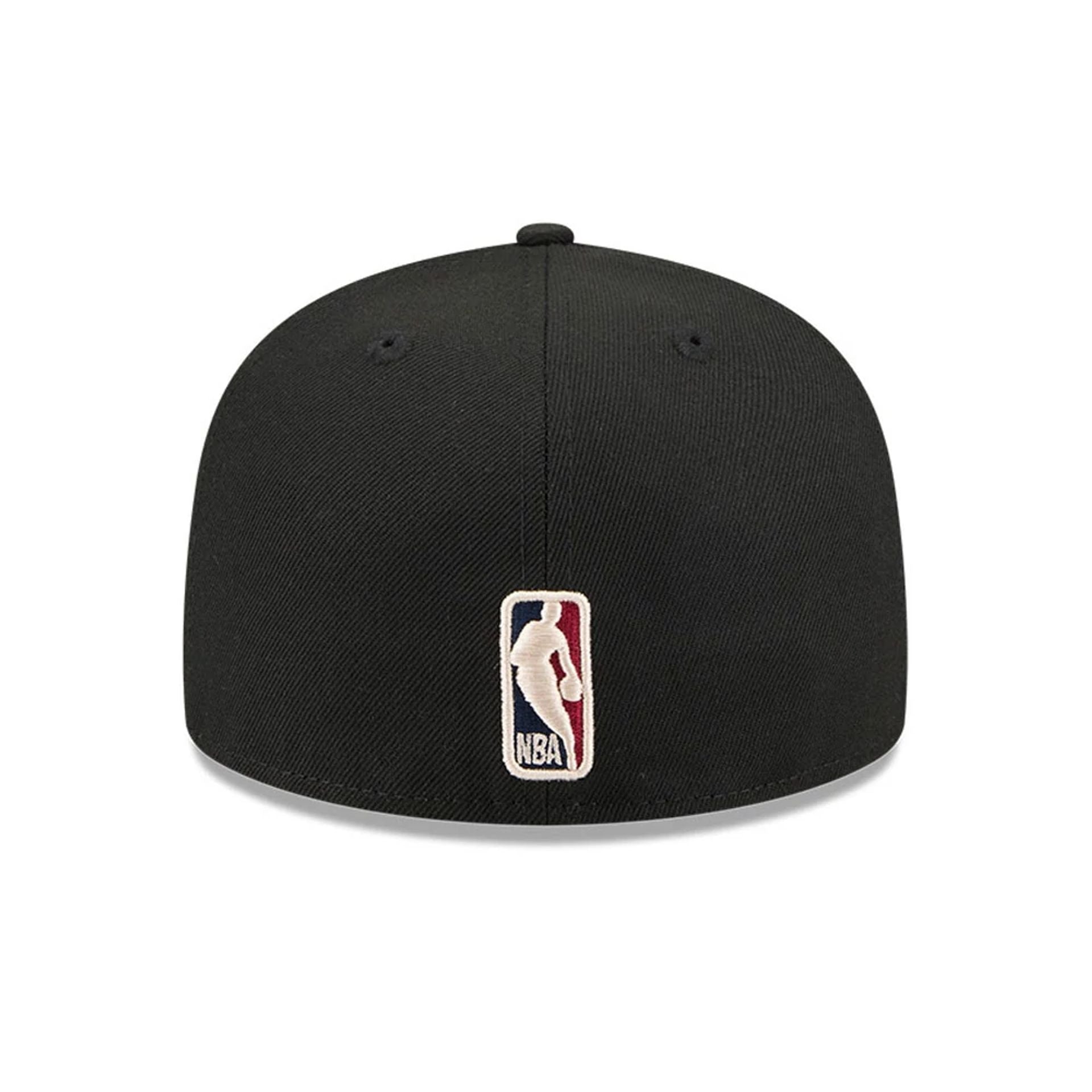 Pictured is this NBA Hardwood Classic Vancouver Grizzlies 59FIFTY Fitted cap in black. 7