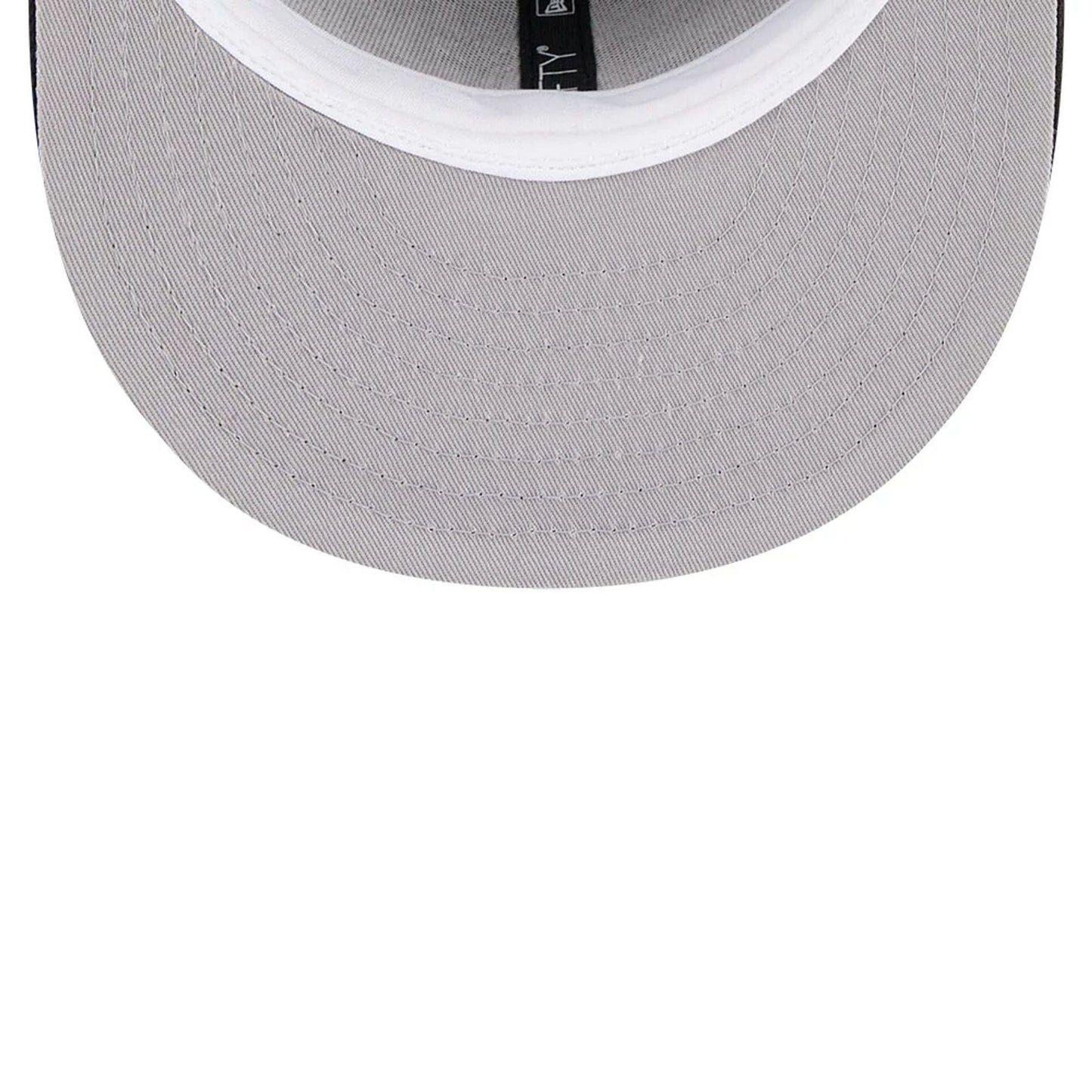 Pictured is this NBA Hardwood Classic Vancouver Grizzlies 59FIFTY Fitted cap in black. 2