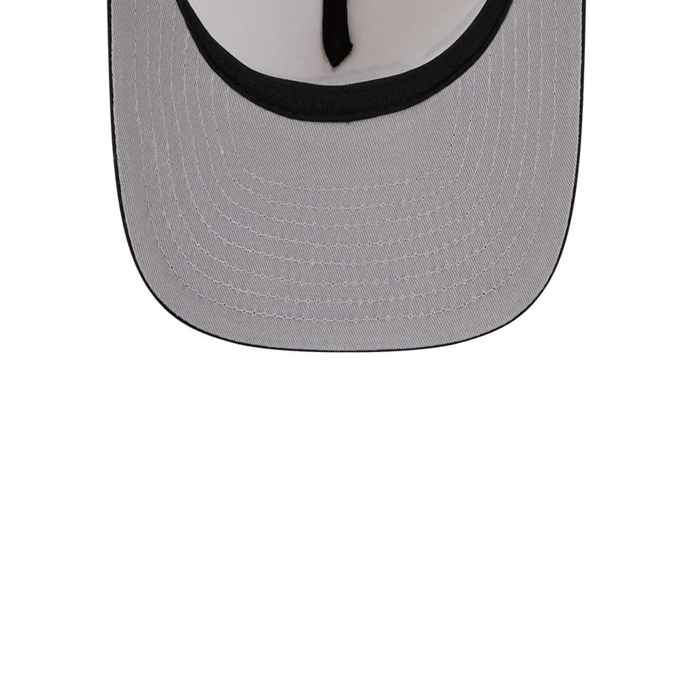 Pictured is this NBA Hardwood Classic Toronto Raptors 9FIFTY A-Frame Snapback cap in Cream 2