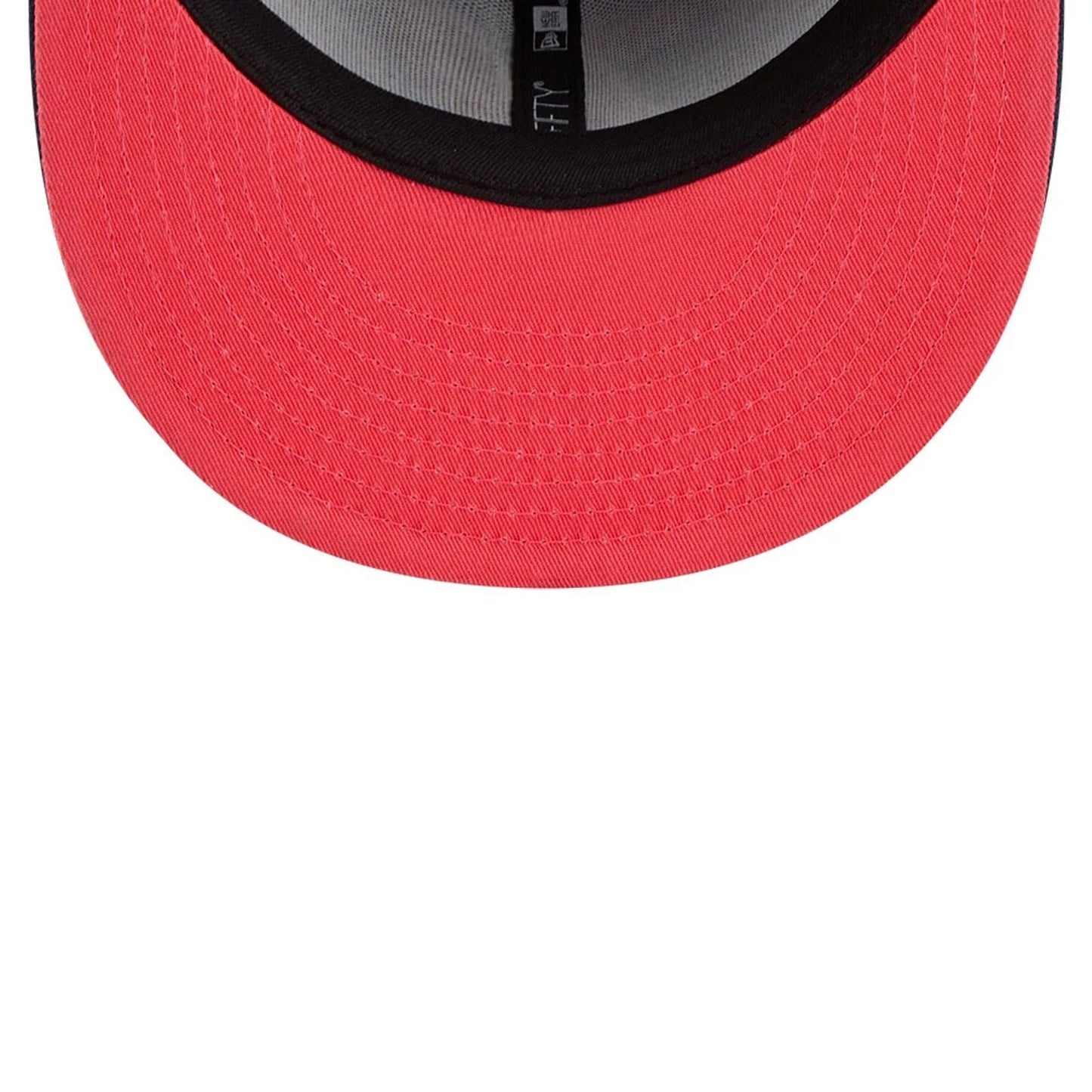 Pictured is this World Baseball Classic Latin Embroidery Venezuela 59FIFTY Fitted cap in dark blue. 2