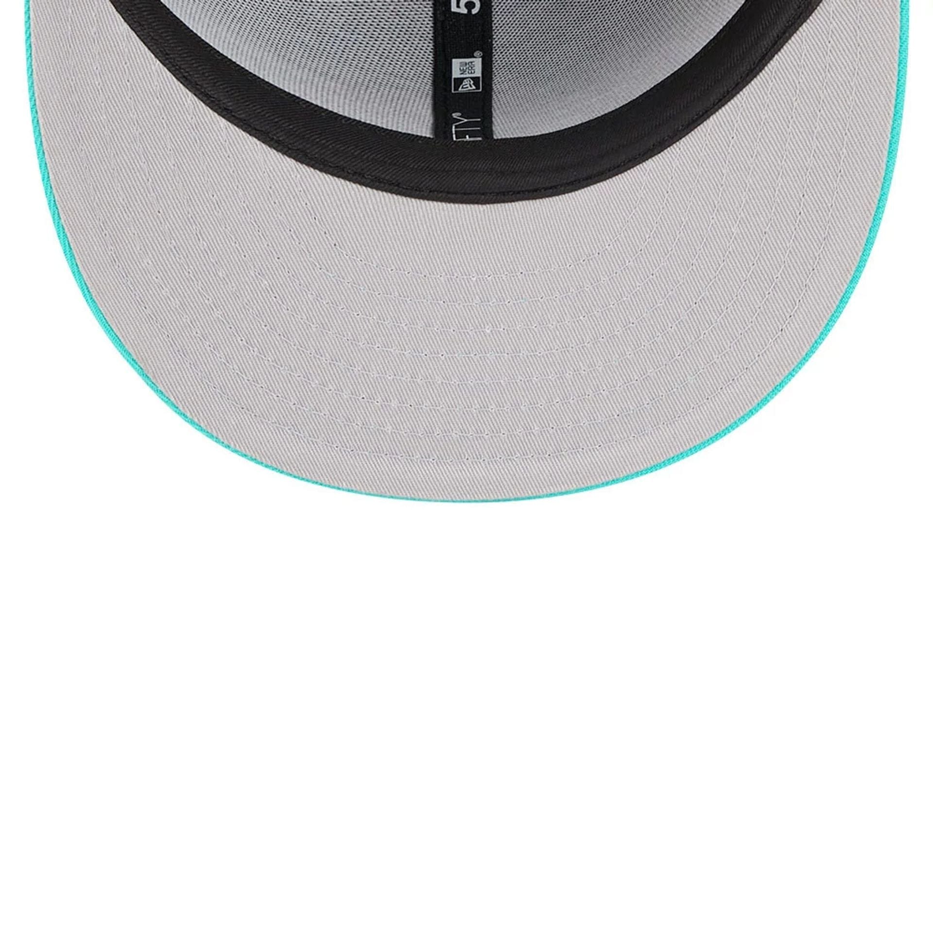 Pictured is this NBA Classic Memphis Grizzlies 59FIFTY Fitted cap in black. 2