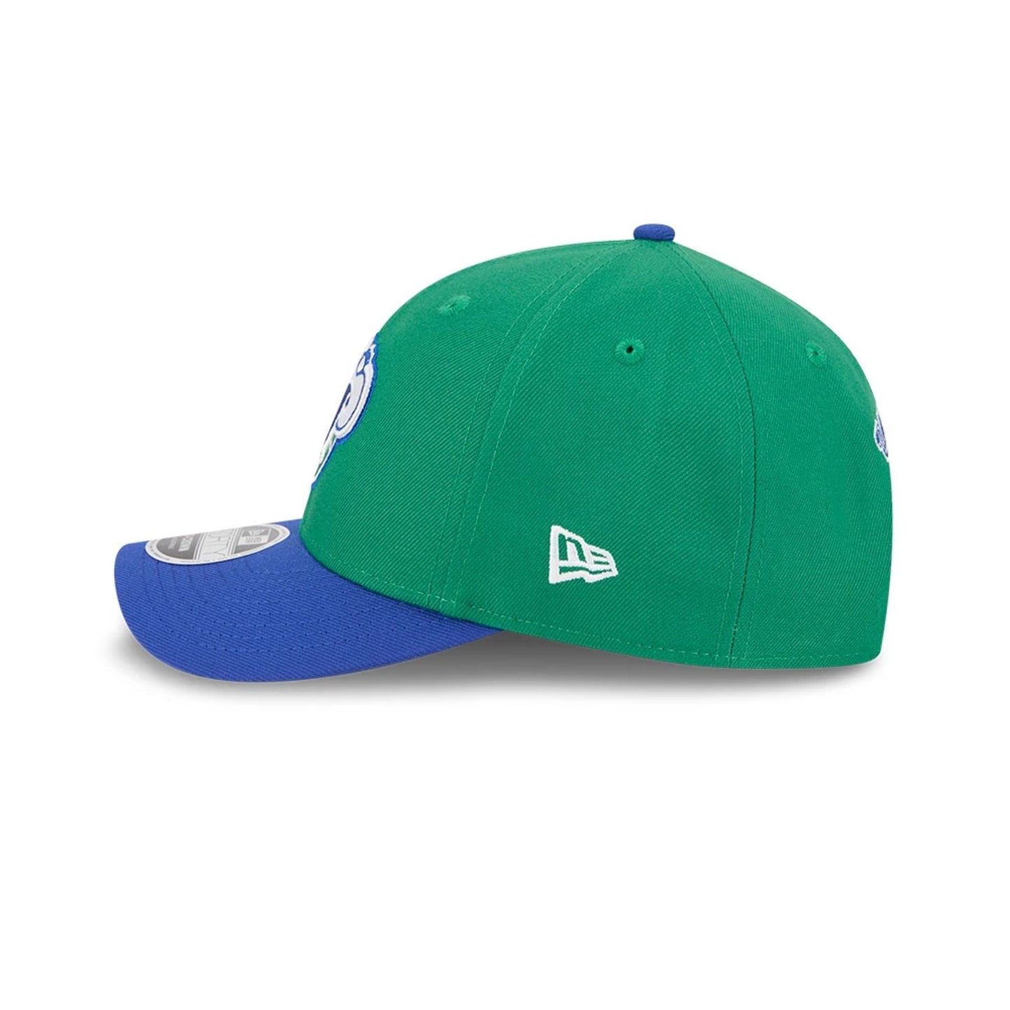 Pictured is this NBA Classic Dallas Mavericks 9FORTY M-Crown Adjustable cap in green. 6