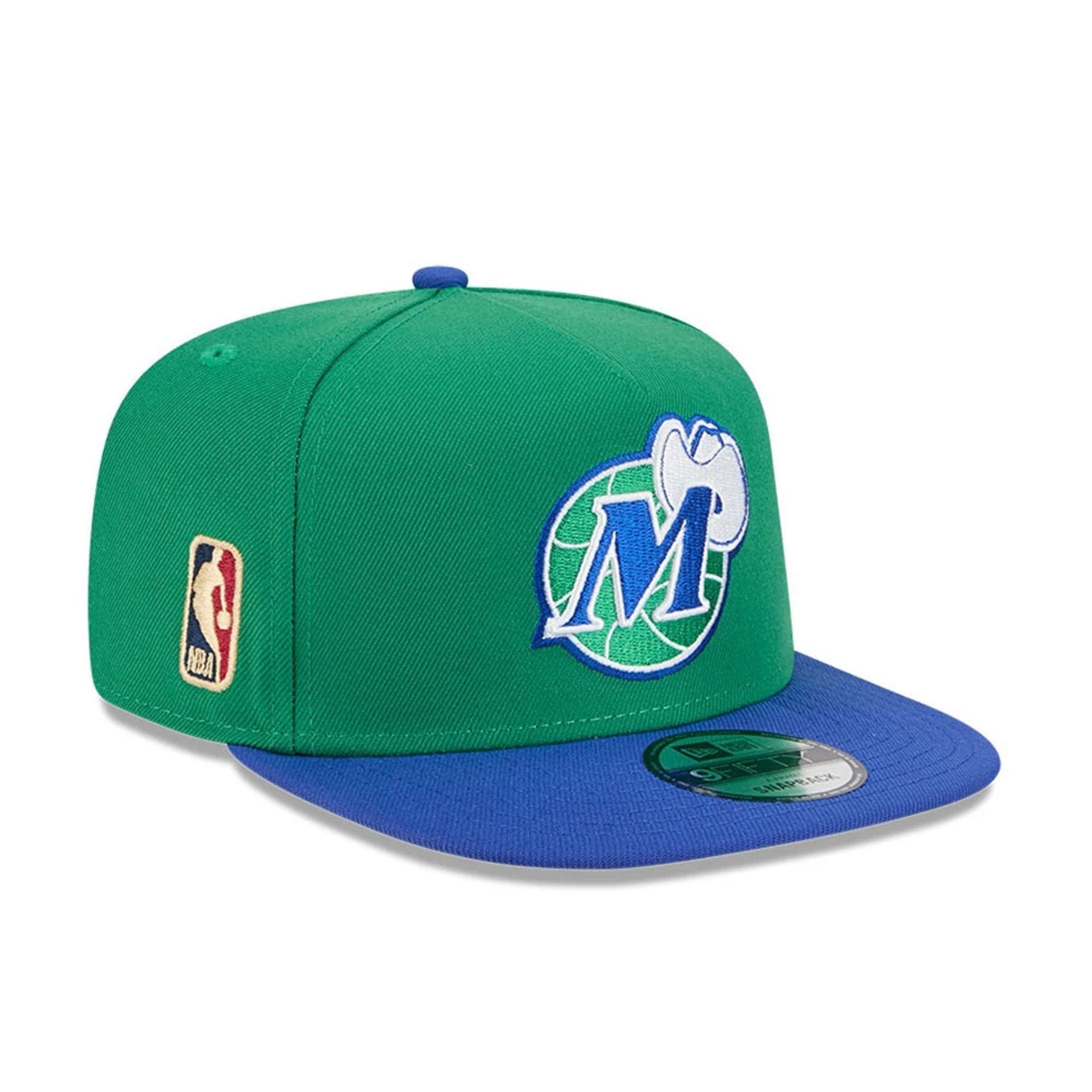 Pictured is this NBA Classic Dallas Mavericks 9FIFTY A-Frame Snapback Adjustable cap in green. 1