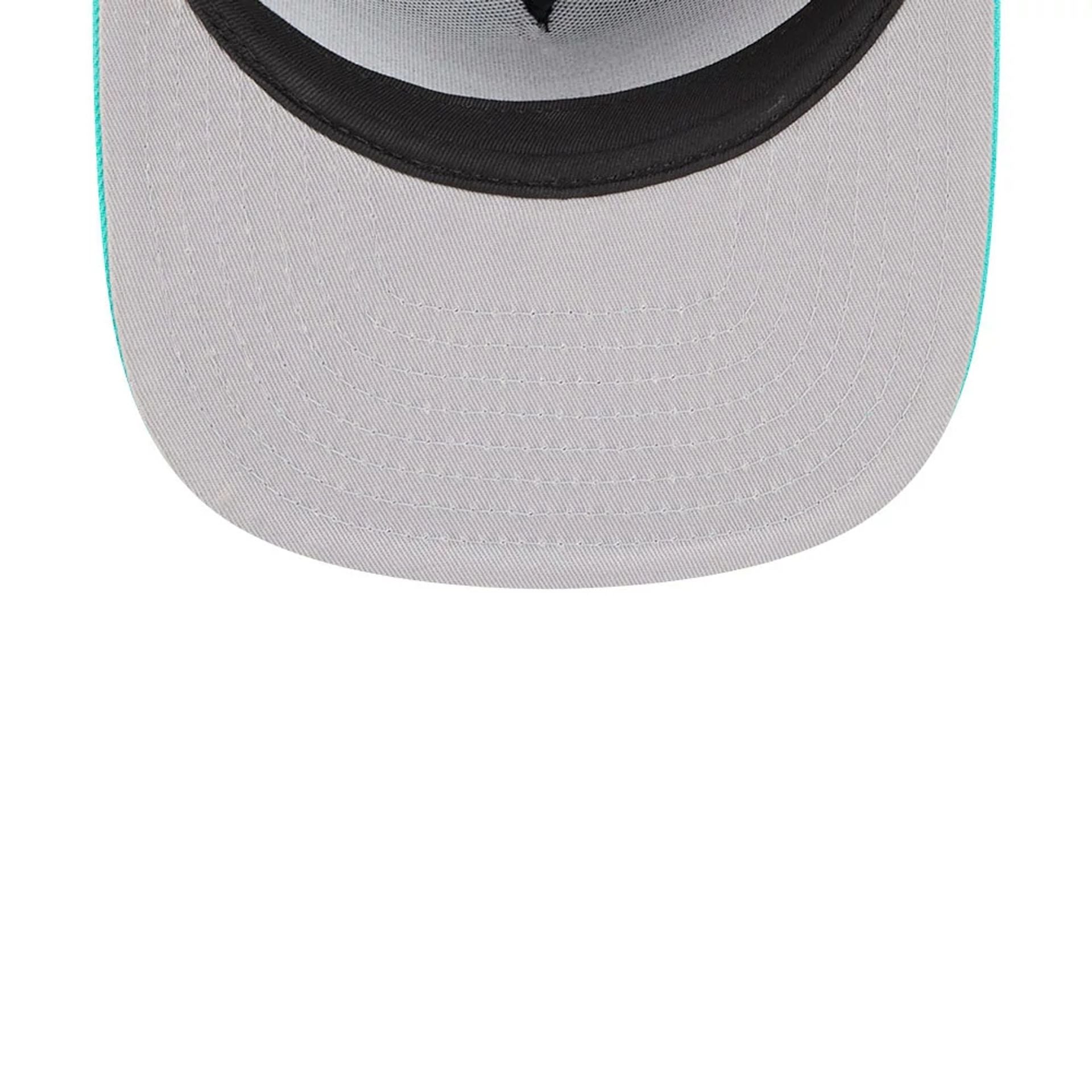 Pictured is this NBA Classic Memphis Grizzlies 9FIFTY A-Frame Snapback Adjustable cap in black. 2