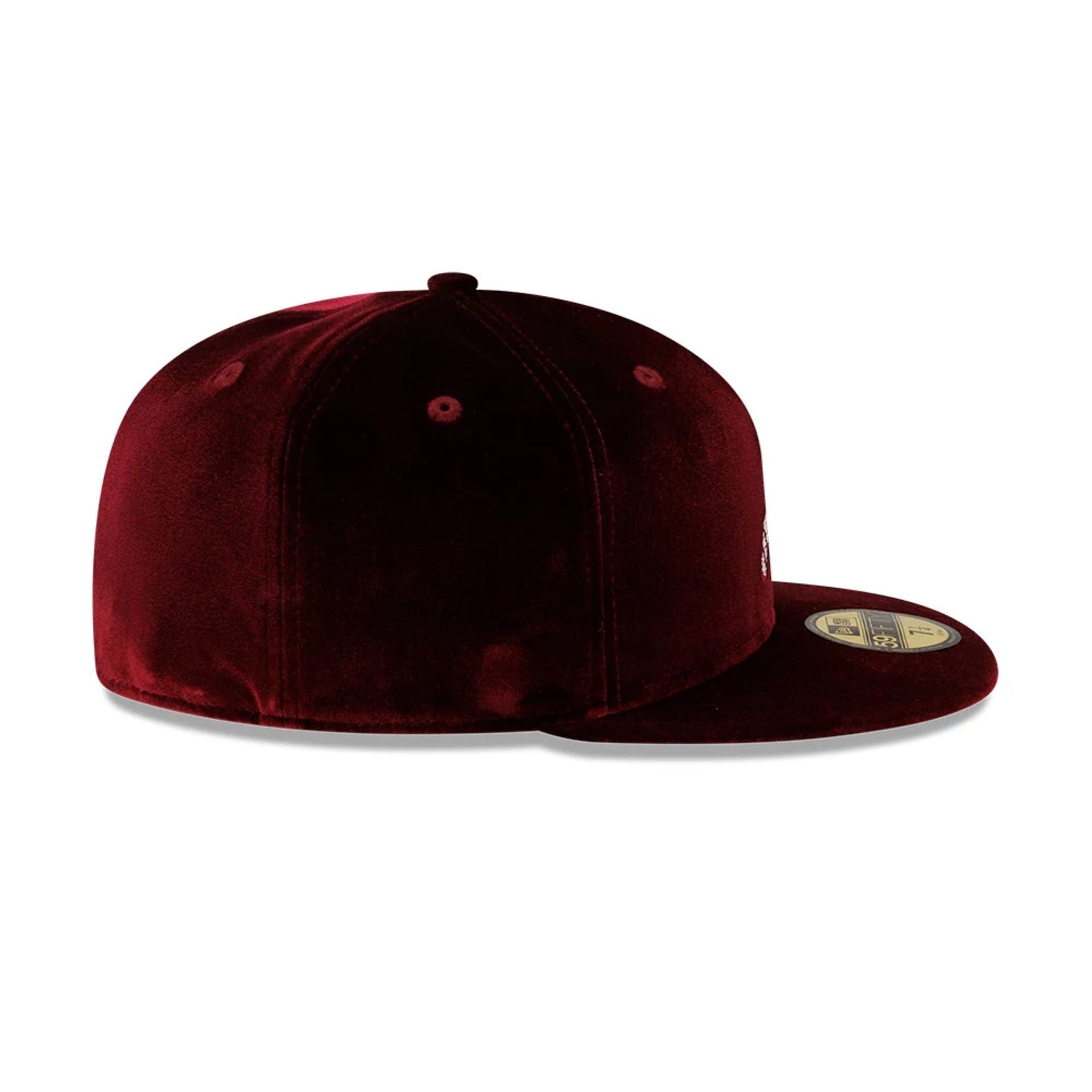 Pictured is this New Era Holiday Essentials 59FIFTY Fitted cap in dark red. 5