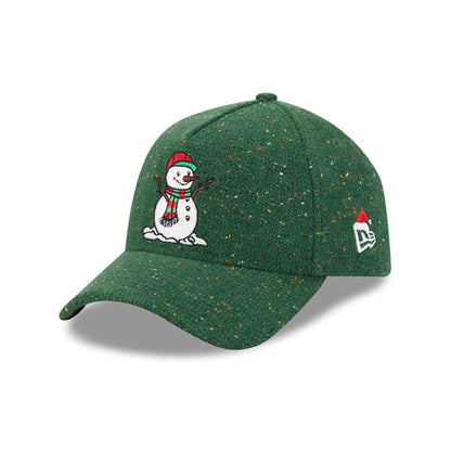 Pictured is this New Era Holiday Essentials 9FORTY A-Frame cap in dark green. 1