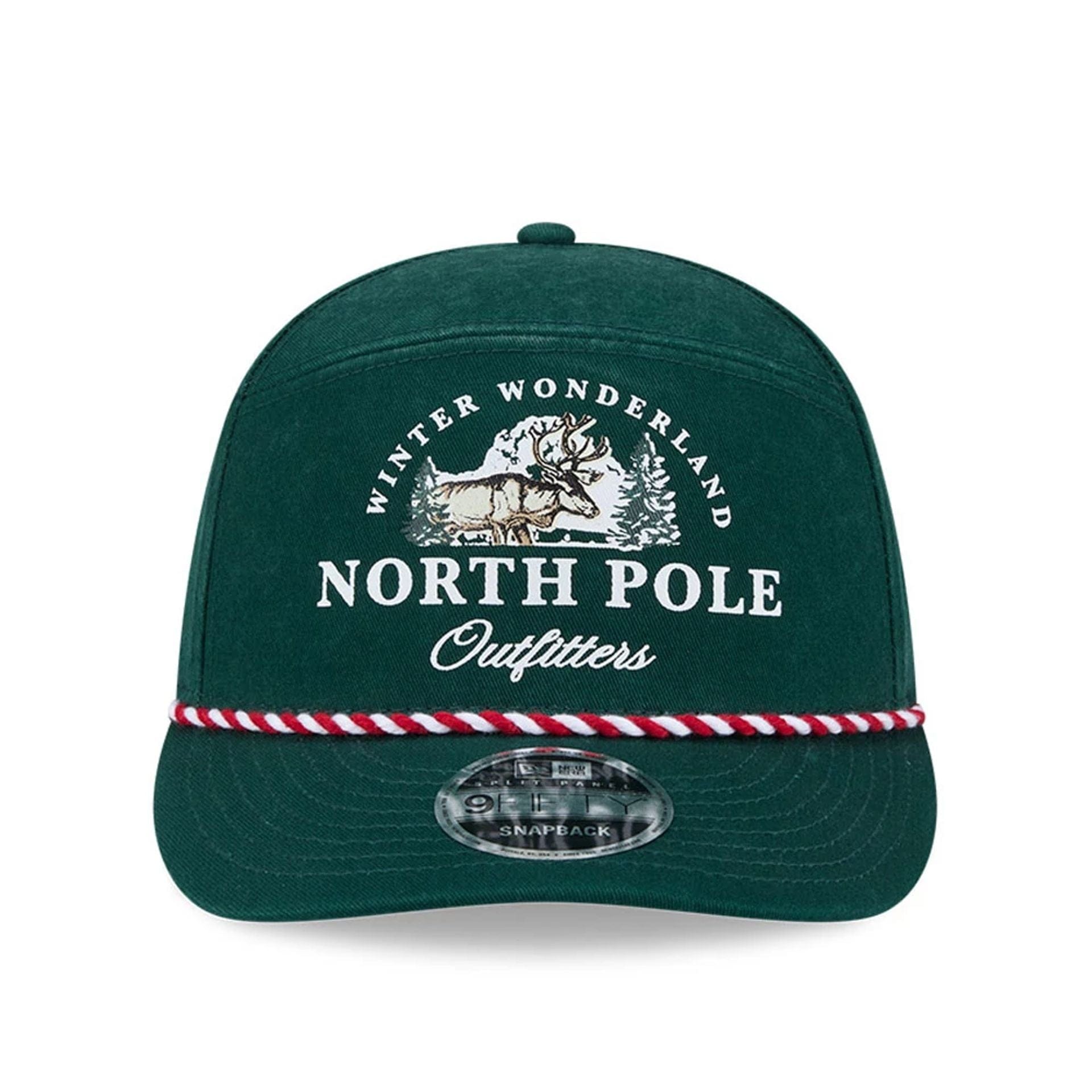 Pictured is this New Era Holiday Essentials 9FIFTY Split Panel Snapback cap in dark green. 3