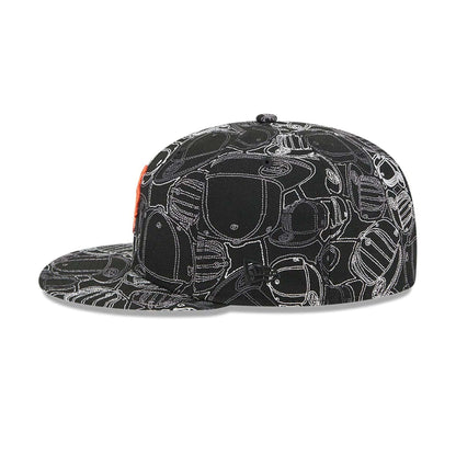 Pictured is this MLB Cap Scramble New York Mets 59FIFTY Fitted cap in black. 6
